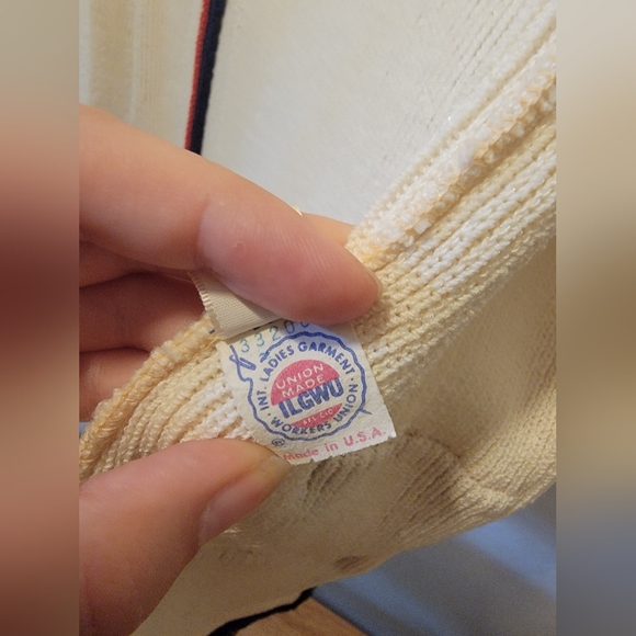 VINTAGE Howard Lawrence by Maisonette Union Made Cardigan - Picture 5 of 6